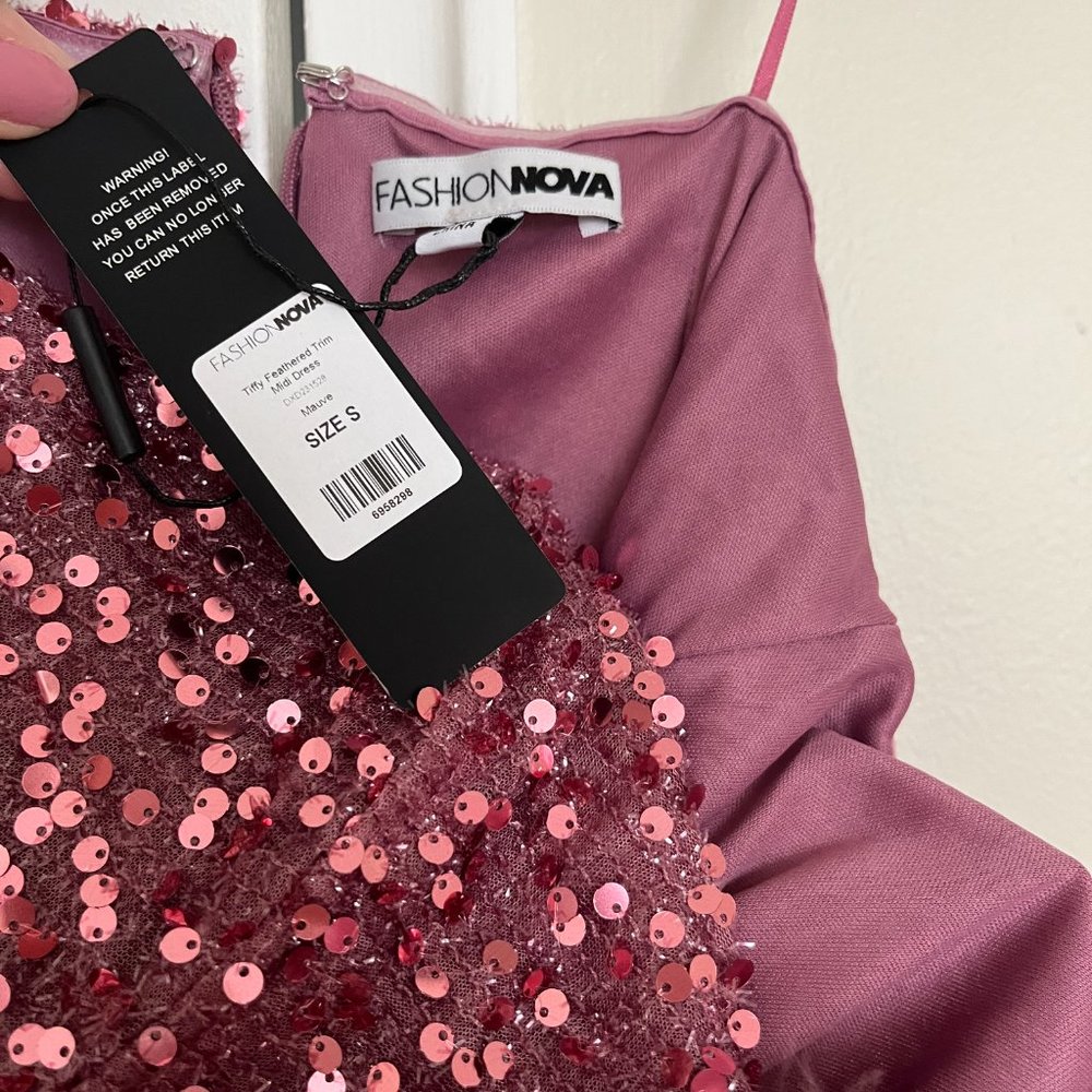 NWT Feathered Sequin Trim Midi Dress - Mauve - Picture 2 of 4